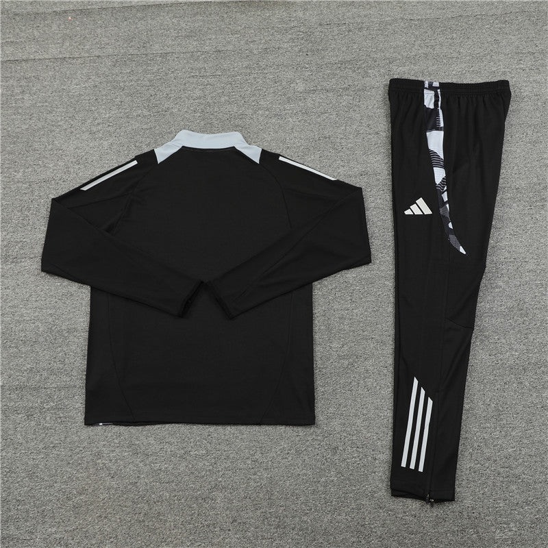 Manchester United Black/Grey Tracksuit