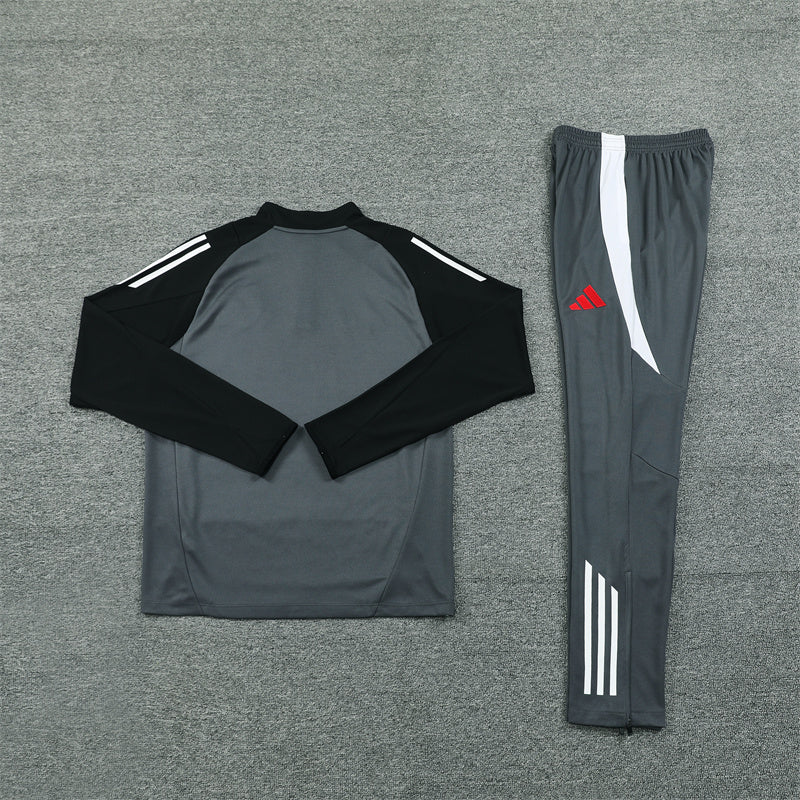 Manchester United Grey/Red Tracksuit